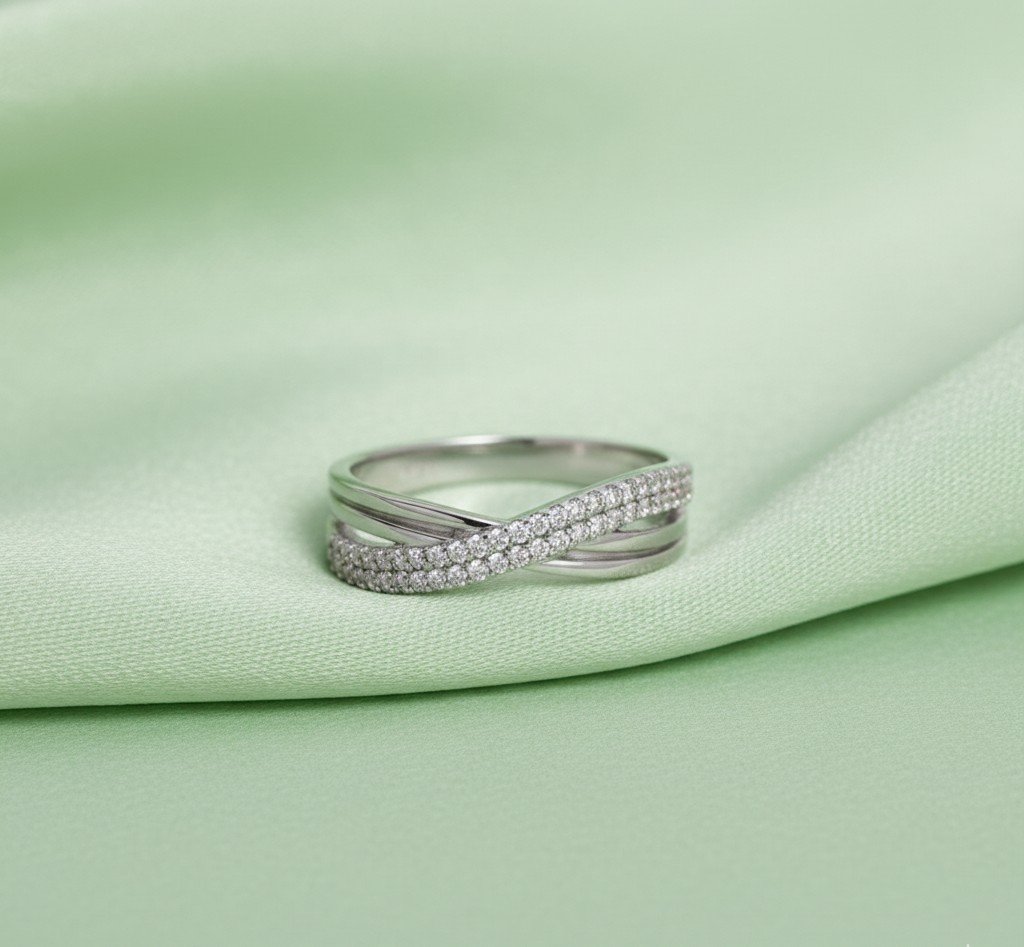 Elegant Silver Criss-Cross Ring - Infinity X Band