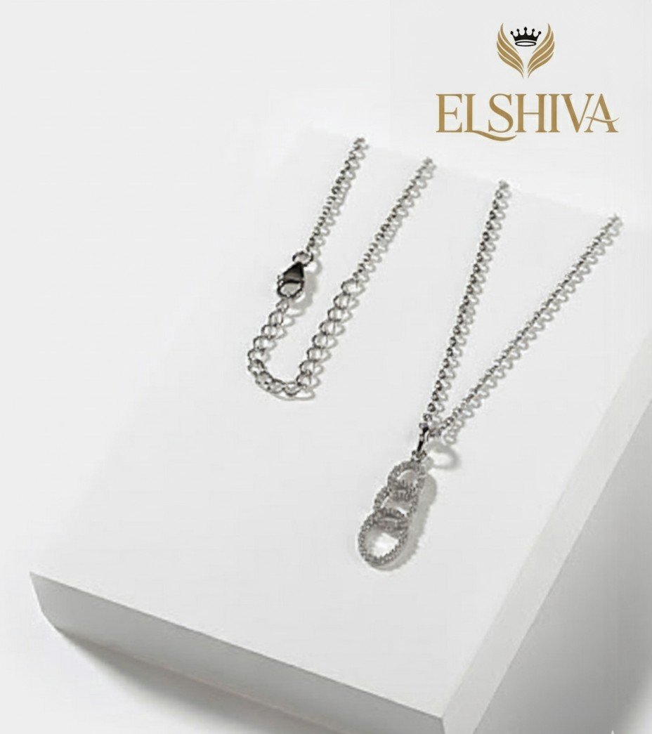 Elegant Trilogy Circles Cluster Necklace