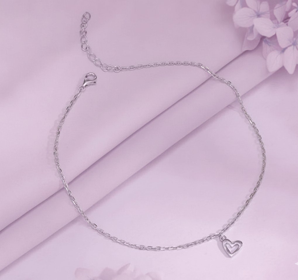 Elegant Sterling Silver Heart Charm Anklet
