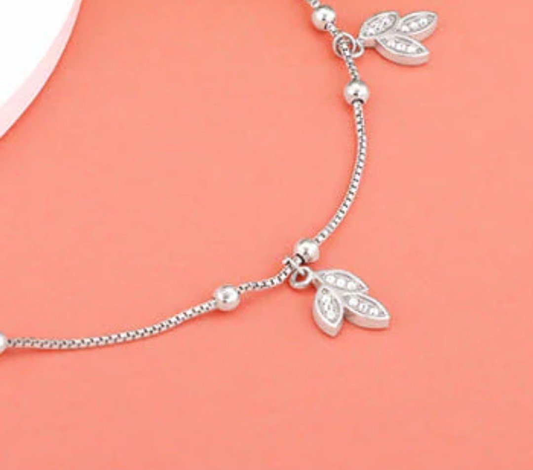 Elegant Leaf Charm Sterling Silver Anklet